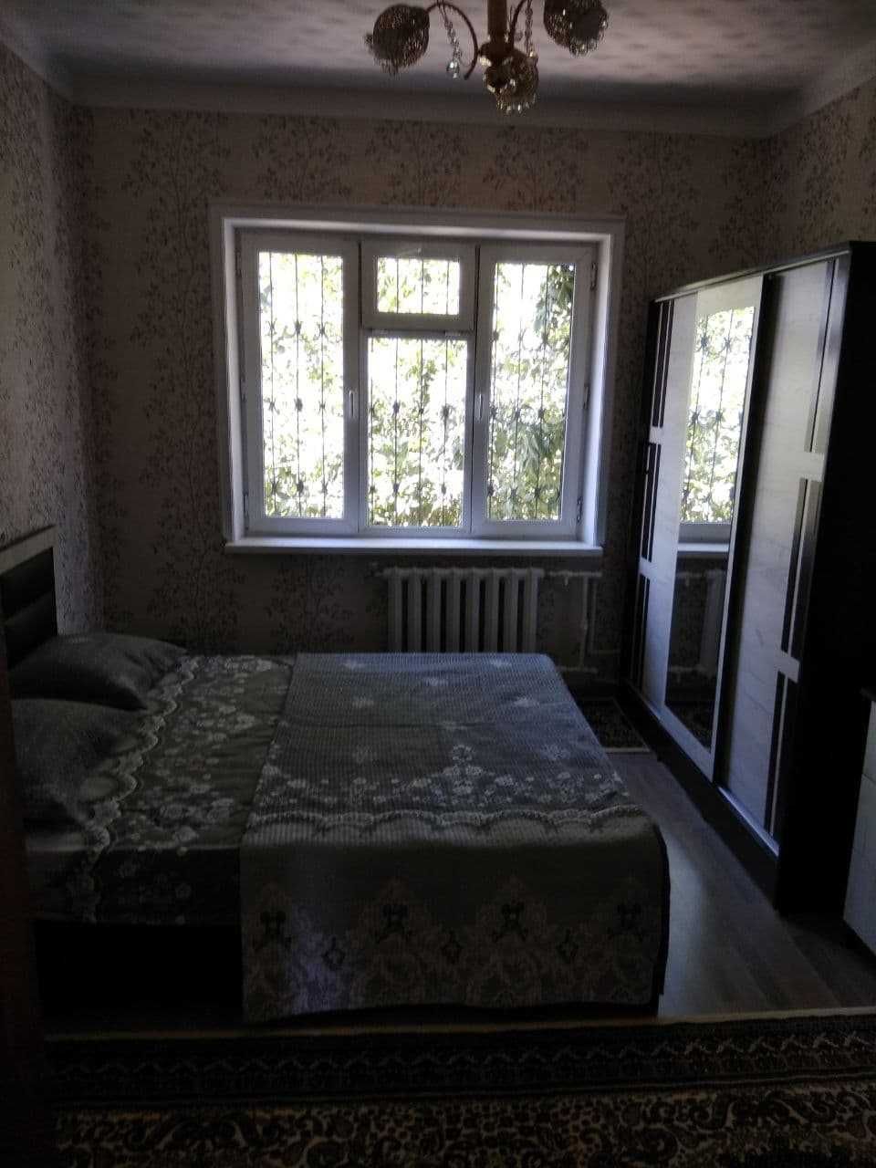 Продаётся  2-х ком.квартира  Чиланзар 25-квартал
