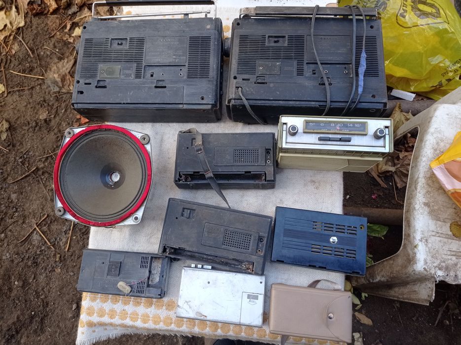 Radio vechi cu lămpi