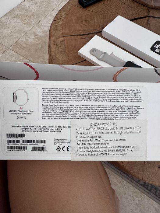 Apple watch SE celular- display stricat