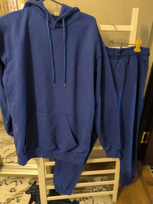 Спортивный костюм  женский