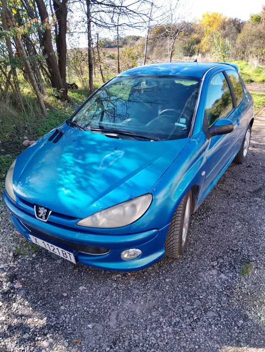 Пежо 206HDI 2000