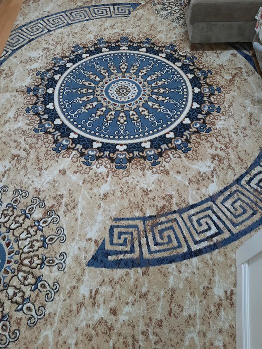 Продам 8000 тысячи