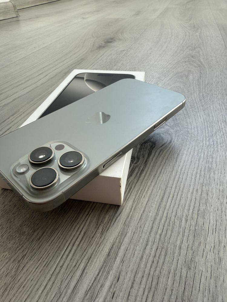 Перфектен!Iphone 16 pro max 512GB