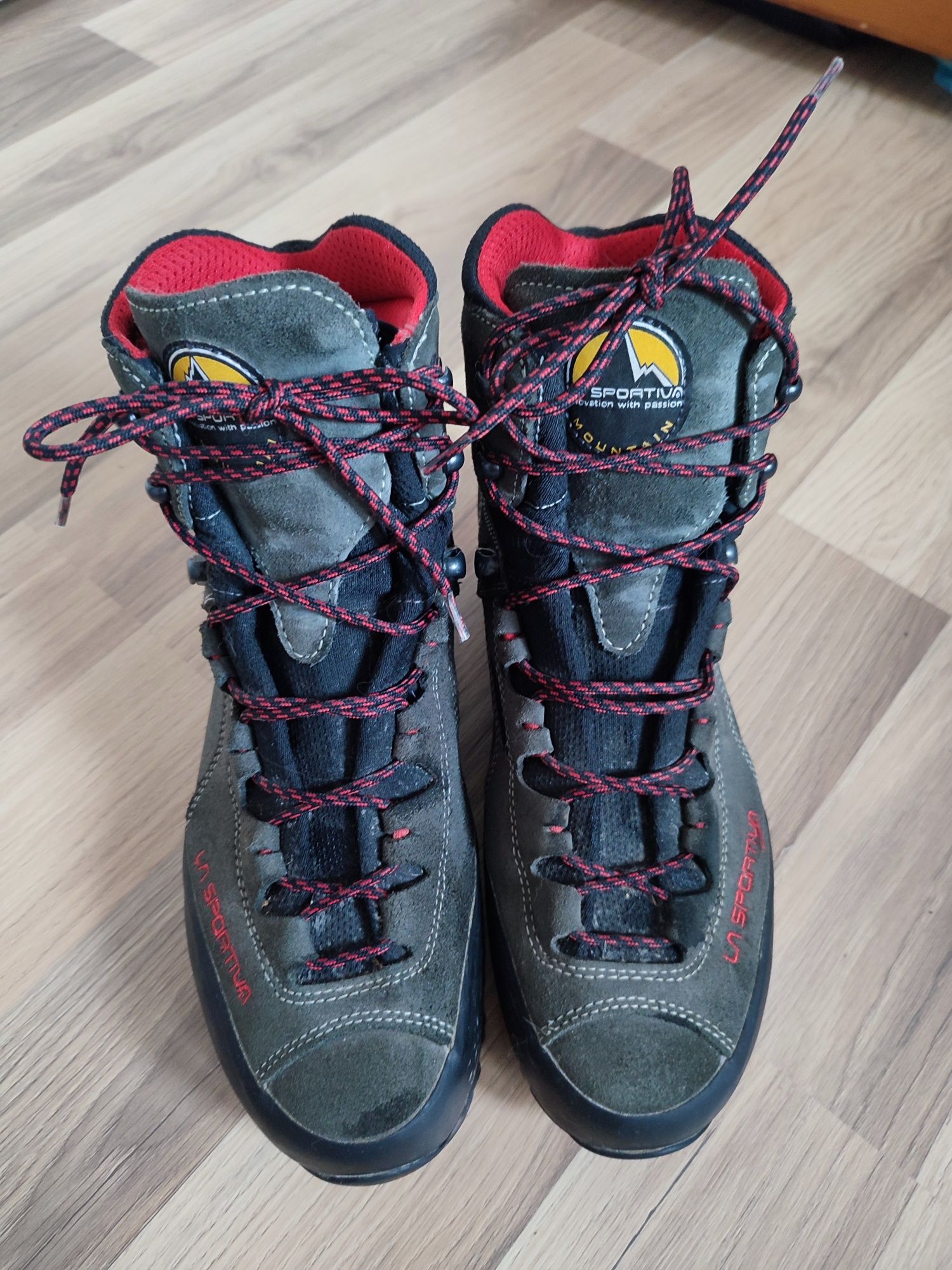 LaSportiva туристически обувки