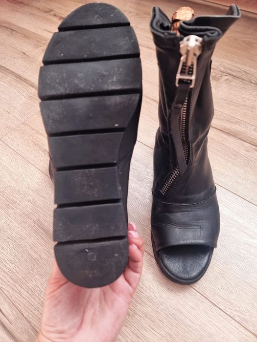 Ghete decupate de vară din piele naturală, mărimea 37