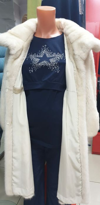 Продам шубу норковую.