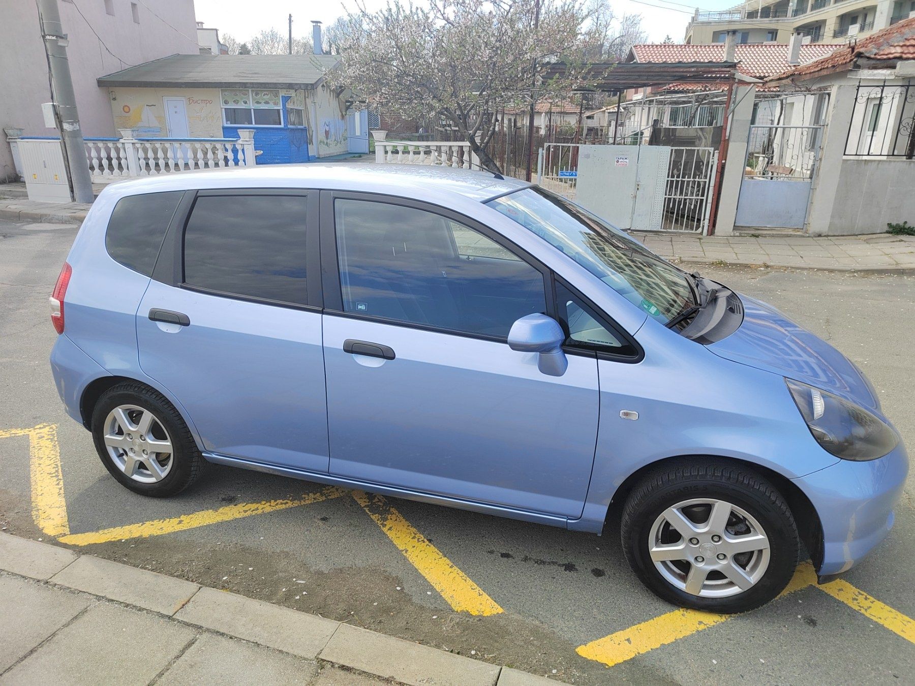 Honda Jazz 1.4 /автомат/навигация/предна и задна камера