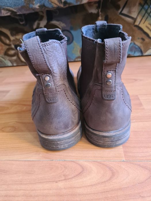 Ghete bărbați UGG, mărimea 45