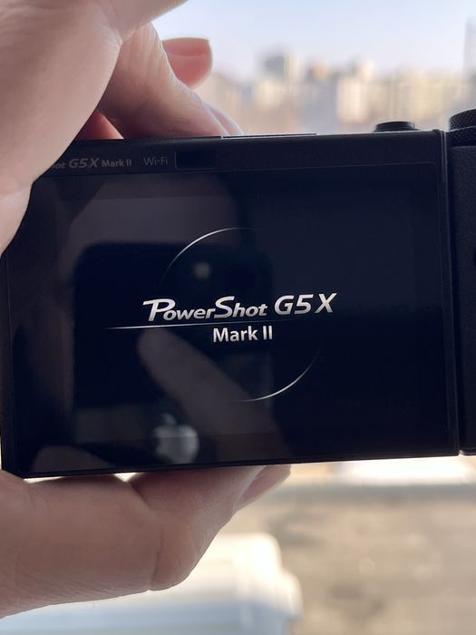 Canon G5X mark II (modelul superior lui G7X mark II)