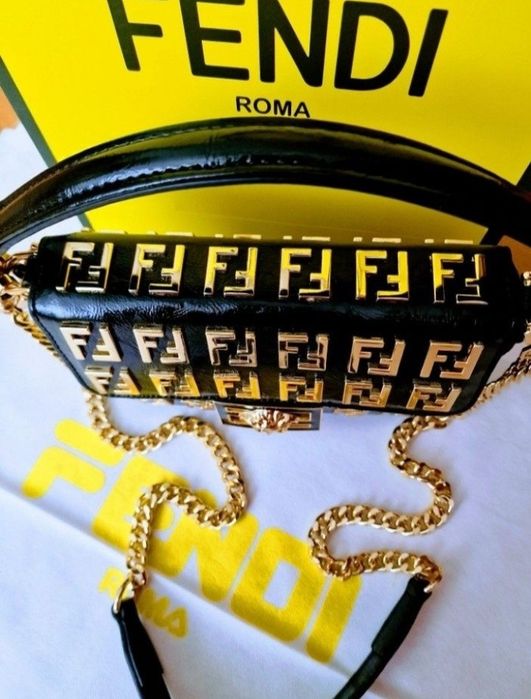 Geanta piele naturala/logo metalic, saculet, factura, eticheta, card