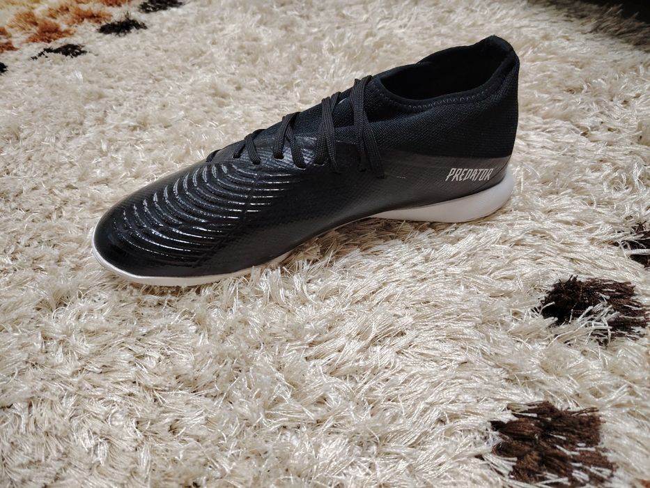 Спортивна обувь...