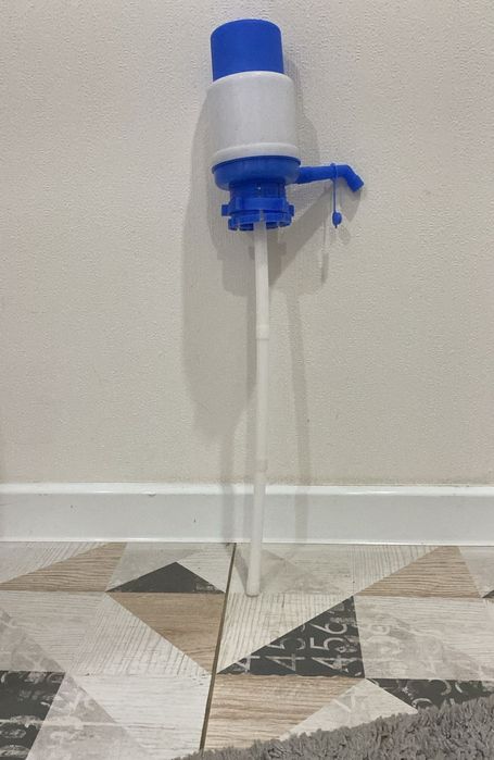 Помпа для воды  .