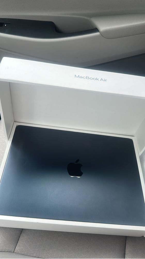 Macbook Air 13.6 M2, 2022