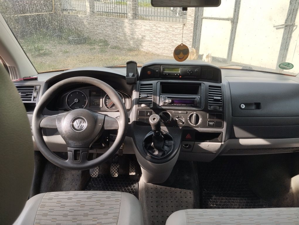 Volkswagen t5 doka