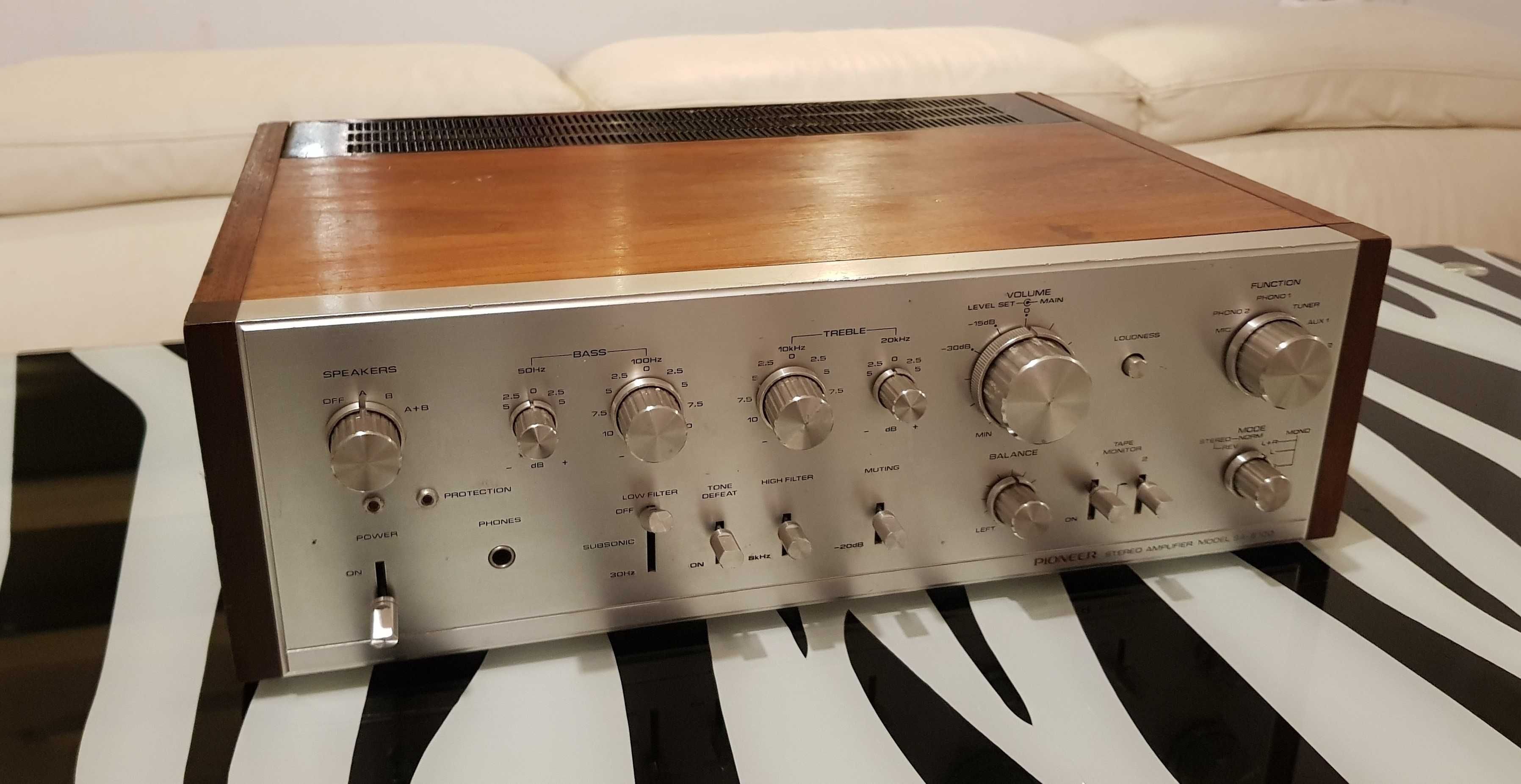 Pioneer SA 8100 muzica amplificator vintage "75 clasa A arta colectie