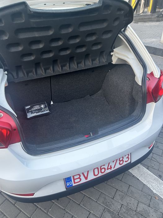 vand/schimb urgent seat ibiza 1.2 benzina