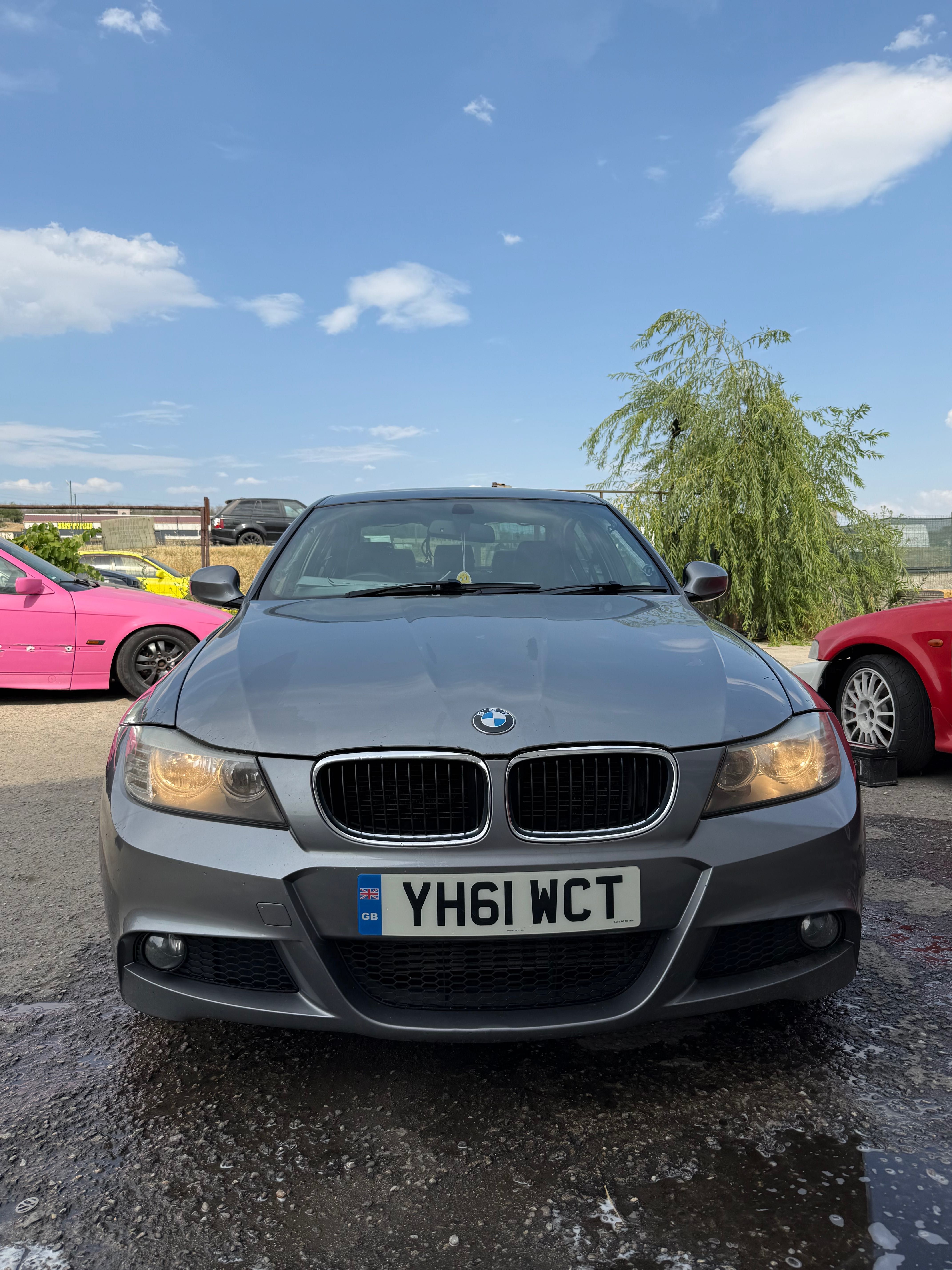 Dezmembrez Bmw 320d e 90 M Paket 2011 184 cp