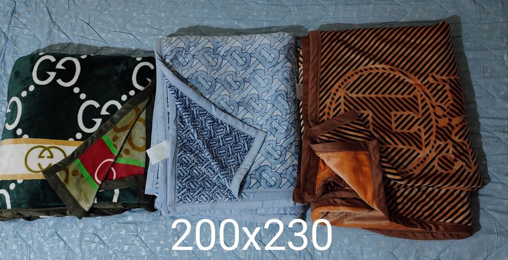 Пледы махровые 11 шт (Цена за всё сразу)