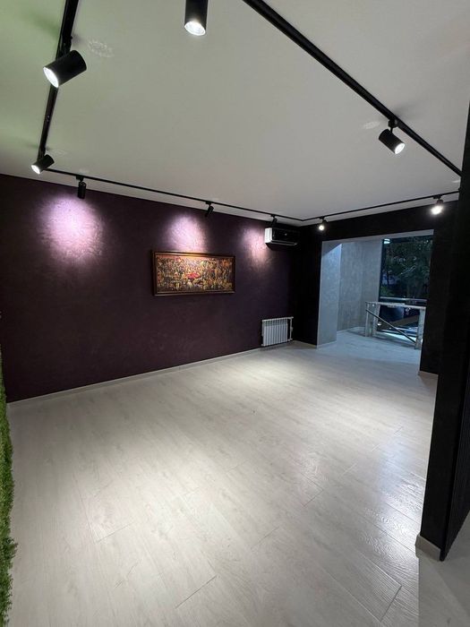 Продается офис 3.1.4 ГАИ Глинка мирабадский район первая линия срочно