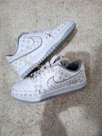 Нов дамски модел Nike × Louis Vuitton