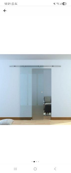 Vând ușă glisantă din sticlă – NOUĂ, sigilată.
Model modern, premium,