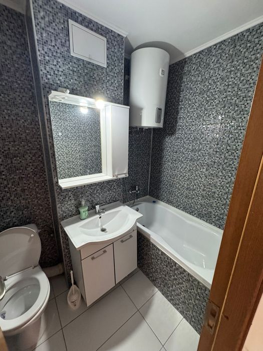 Vand apartament Calafat !