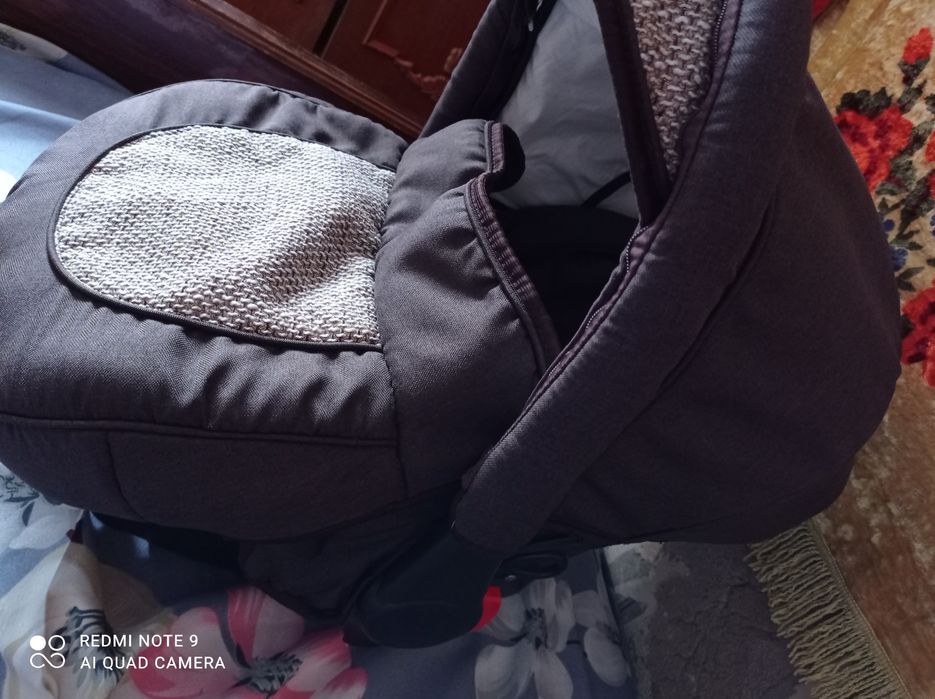 Автокресло автолюлька