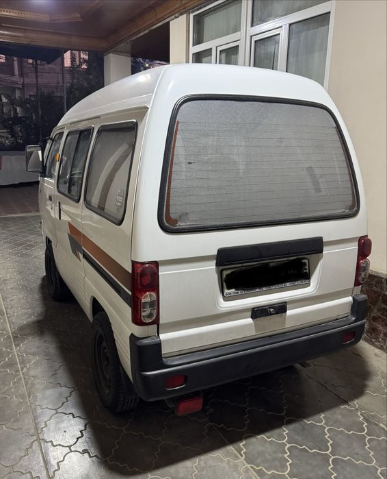 Damas 2021 rangi oq, ideal