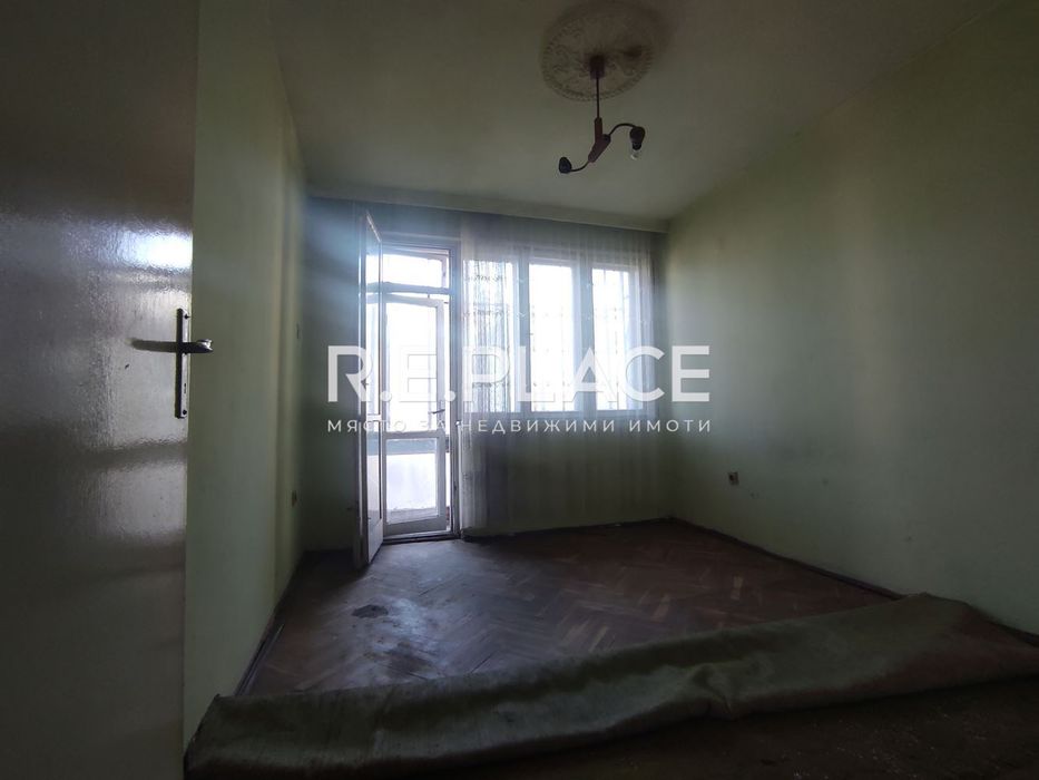 Продава се Многостаен апартамент в Варна, Колхозен пазар - 120 кв.м за 1534 €/кв.м - Снимка #3
