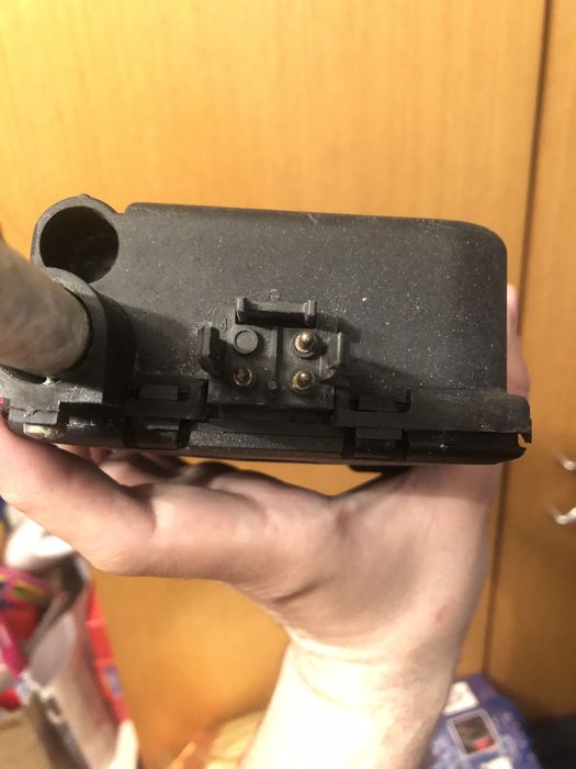 Антена Hirschmann AUTA 6000 EL от Мерцедес W126