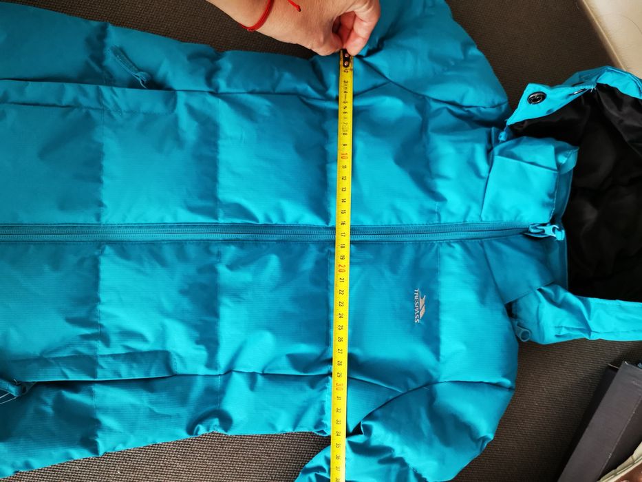 Geaca iarna  copii fete Trespass 2-3 ani dar merge mai mult (3-4