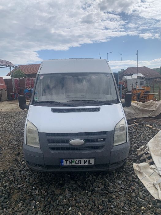 Vând Ford transit