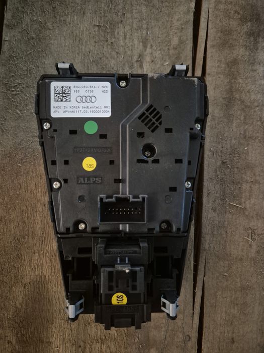 Paunou comada MMI Audi TT 8S0919614L