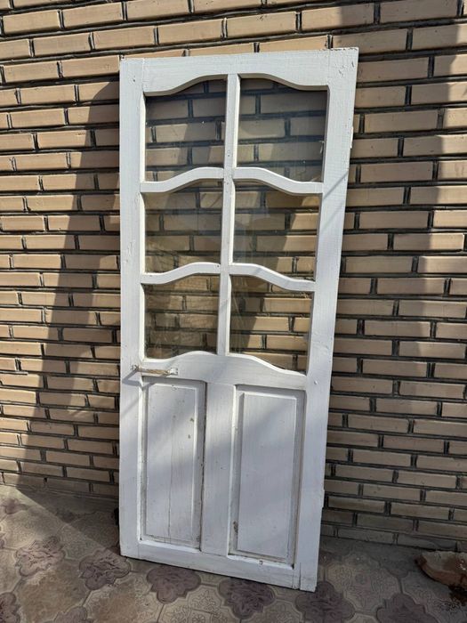 Yog'och eshik va derazalar sotiladi! Arzon!