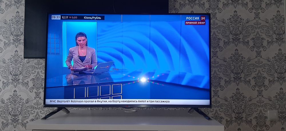 Продам телевизор LG 122см б/у