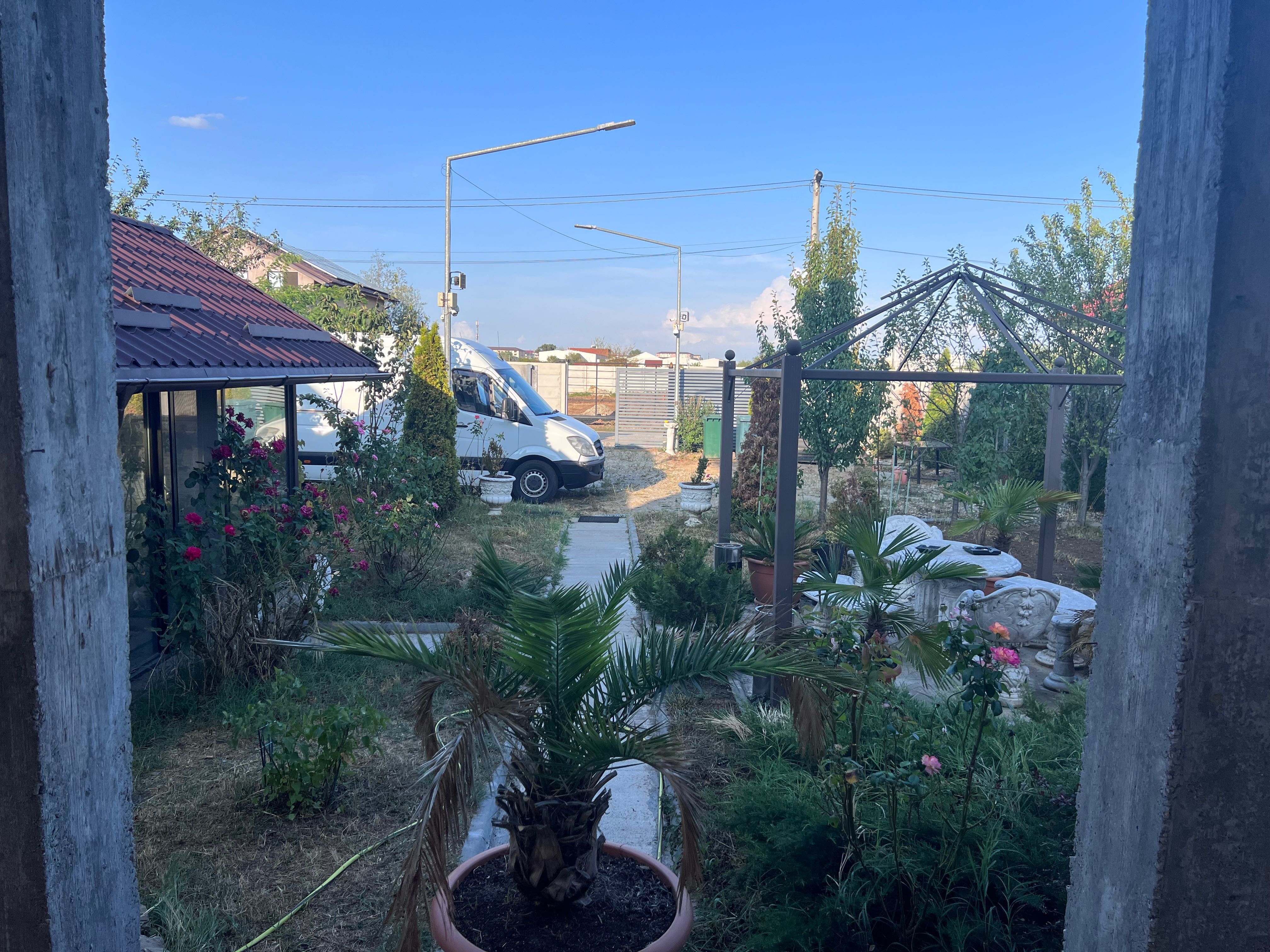 Vand casa individuala, la rosu- 130.000 Euro, an constructie 2023