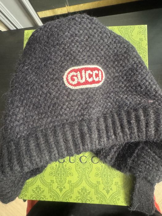 Шапка Gucci из ангорской шерсти