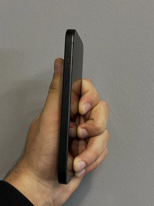 15 Pro Black 128 gb 83%