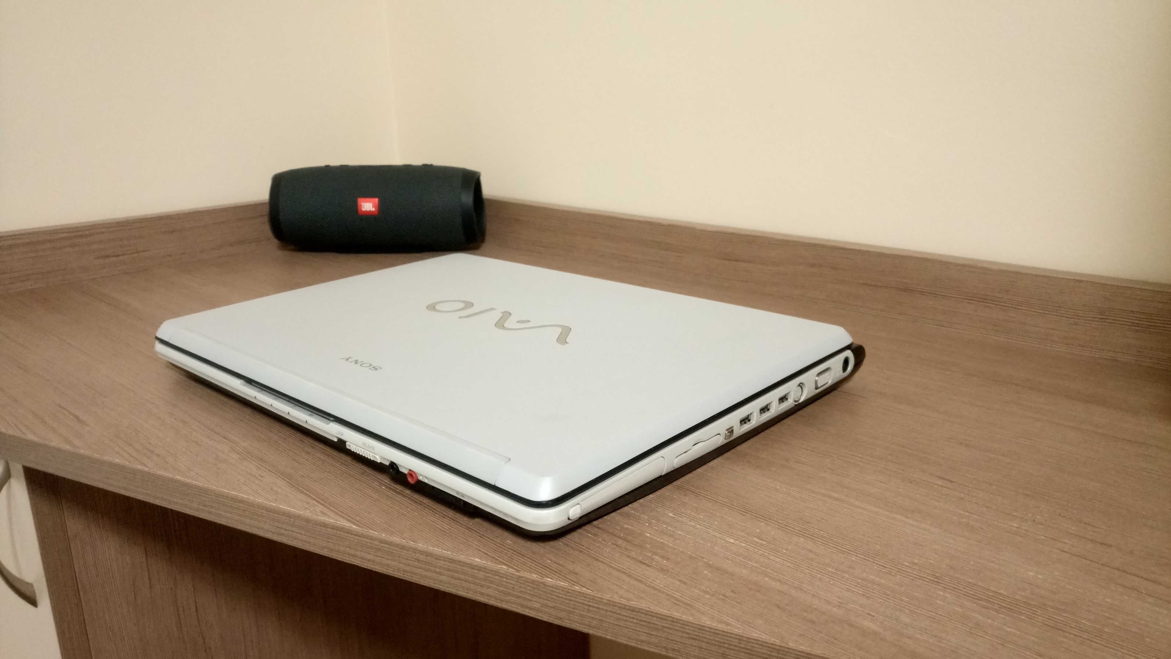 Лаптоп SONY Vaio