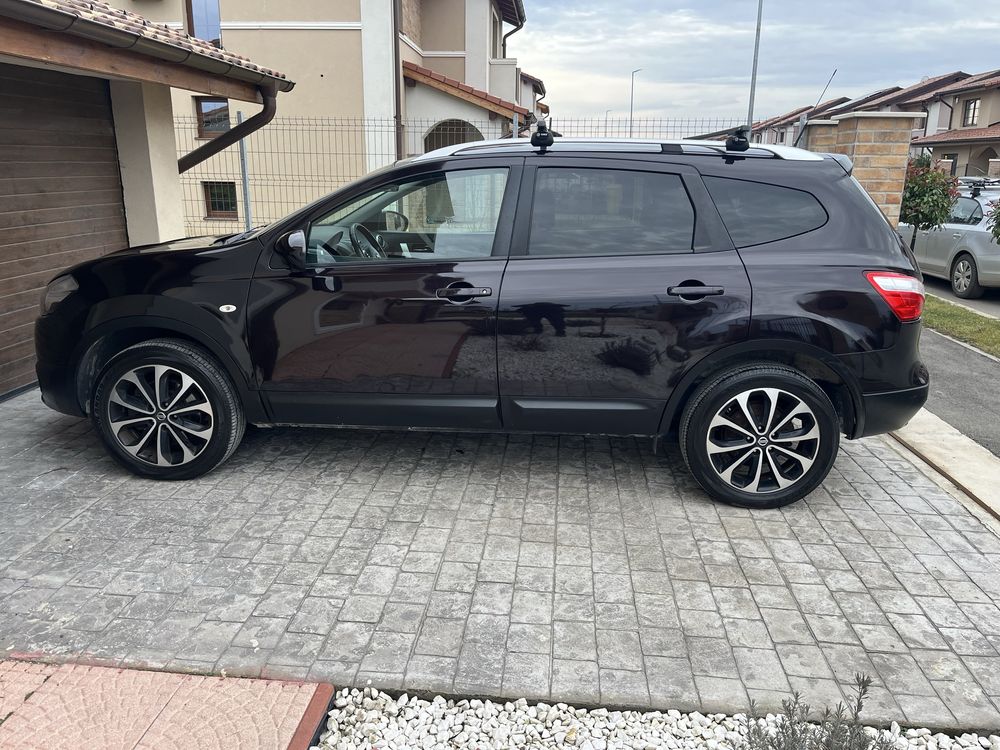 Nissan Qashqai +2 Tekna 4x4 // 1.6 Diesel // Plafon Panoramic // Rate