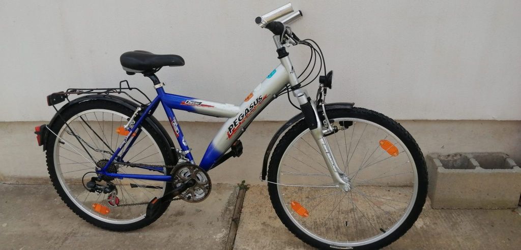 Bicicleta Pegasus, suspensie, roți de 26