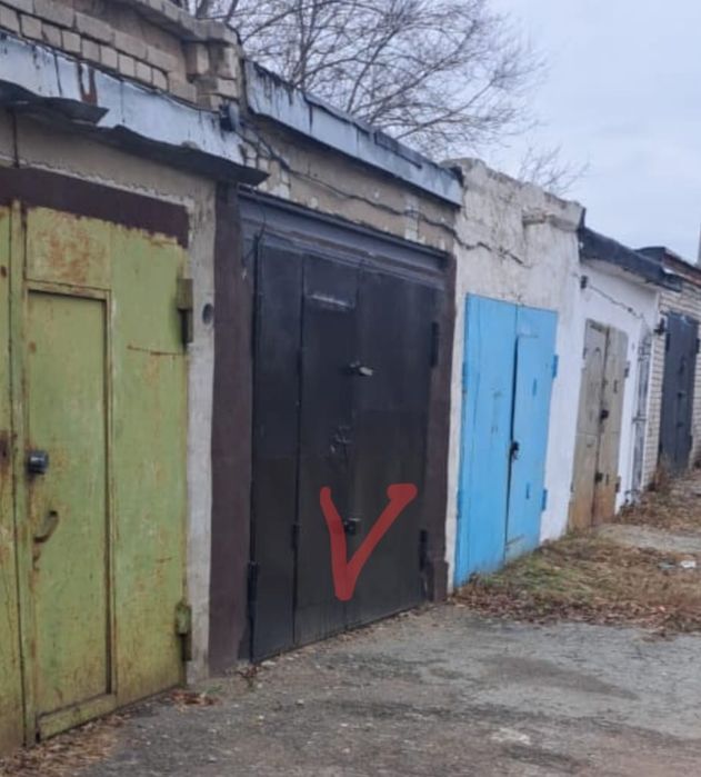 Продам гараж "Восток"