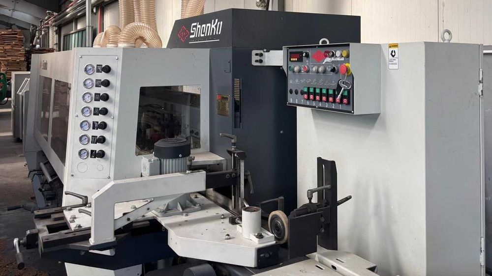 Masina de rindeluit pe 4 fete SHENKO, tip SKG-2306GH/6