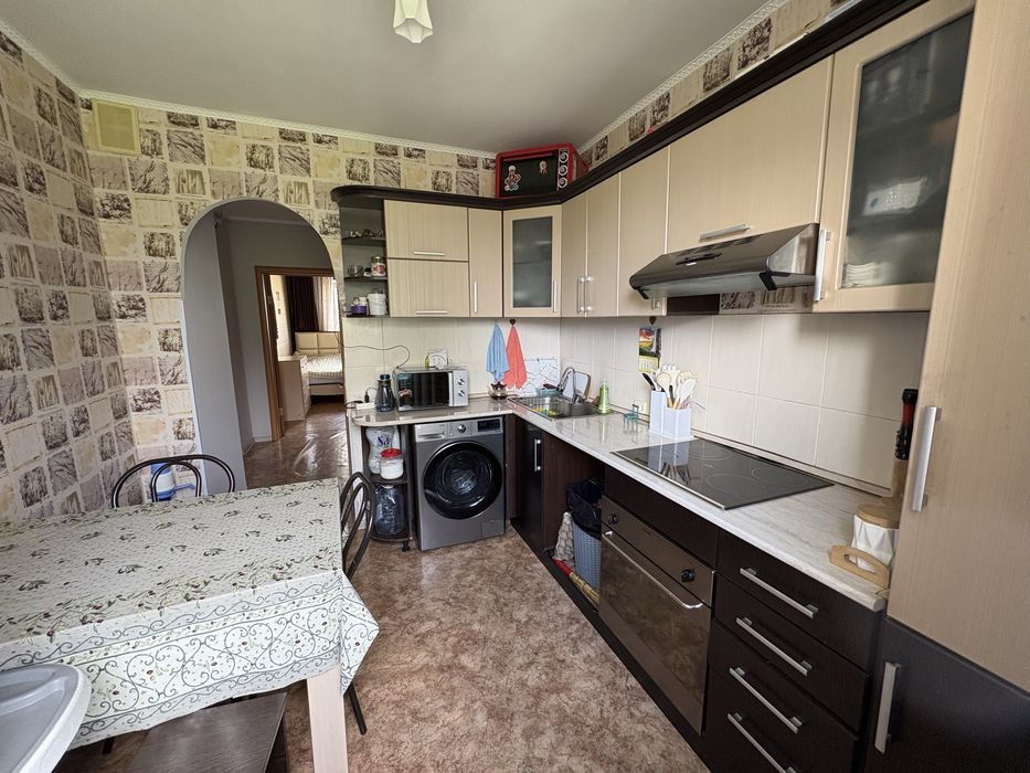 Сдам 3 ком квартиру на длительный срок