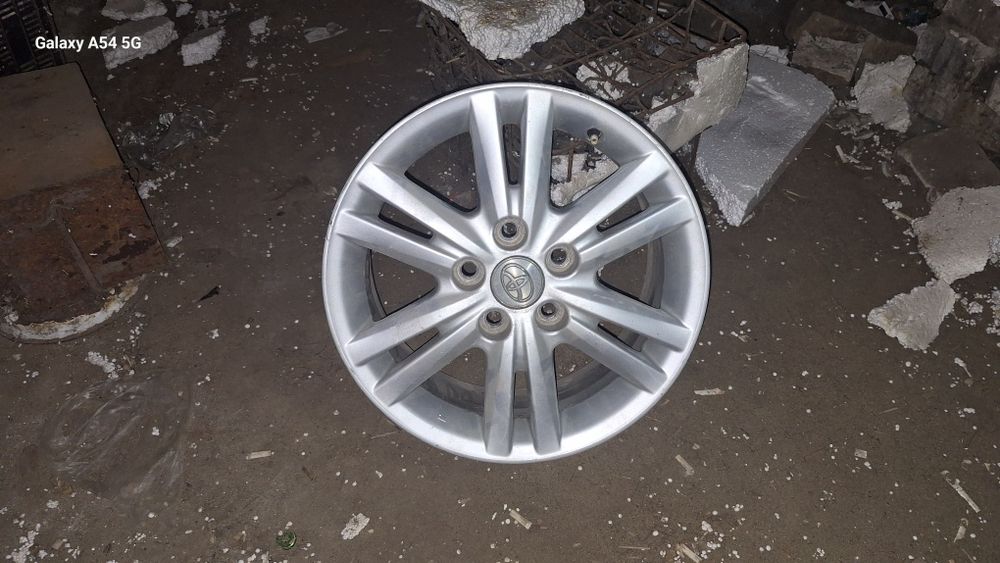 диски на камри 40 3 штуки