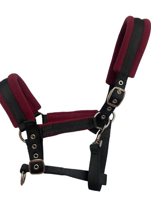 Недоуздок для лошади