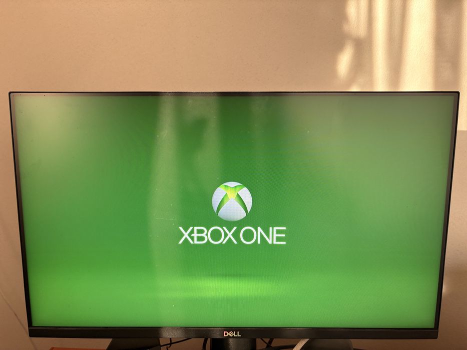 Xbox One X 4K 120hz, full box, fara jocuri