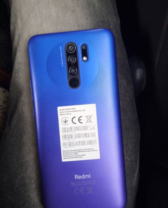 Redmi 9  ishlashi zo'r bir qo'l ishlatilgan 4/ 64