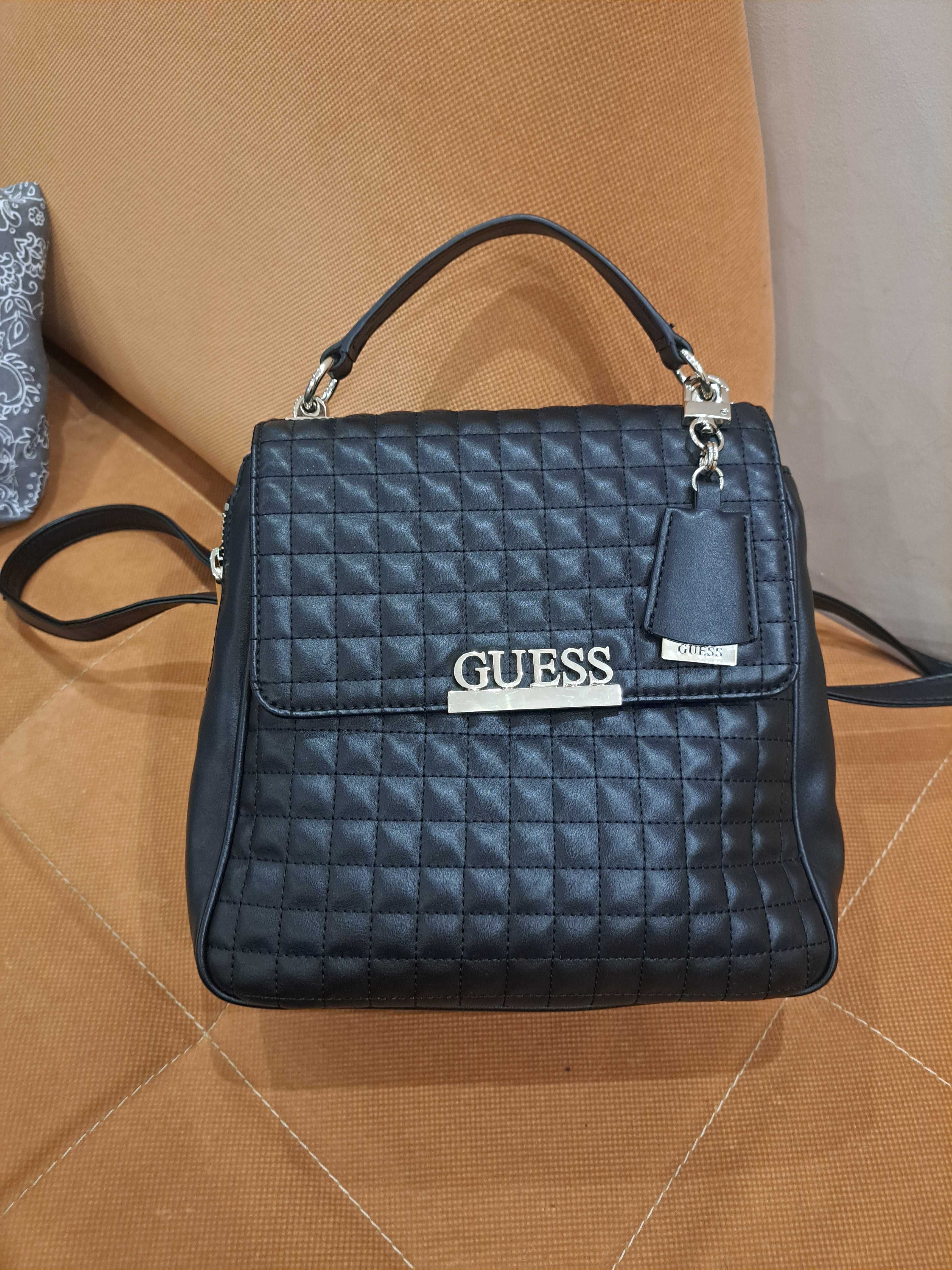 Дамска раничка Guess