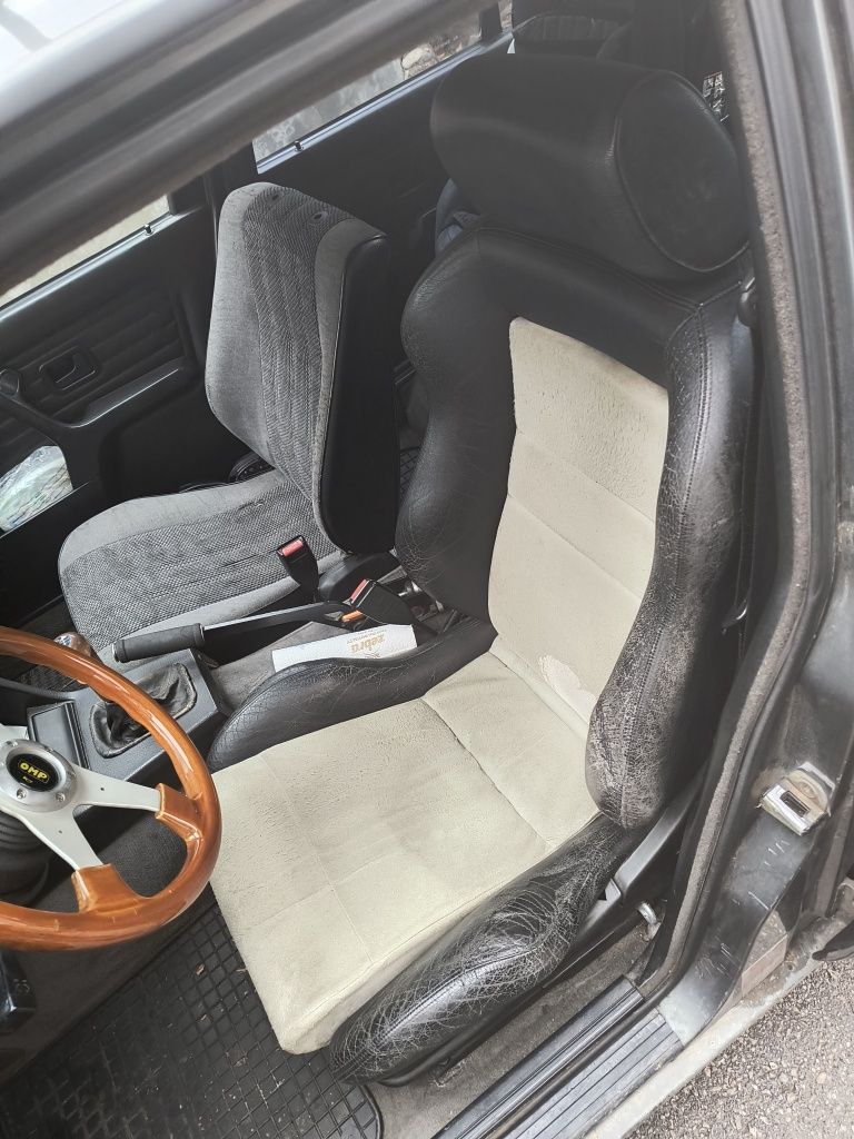Продавам е30 m50b23 324д в момента е с м50 ванос строук на 2,3 ms41